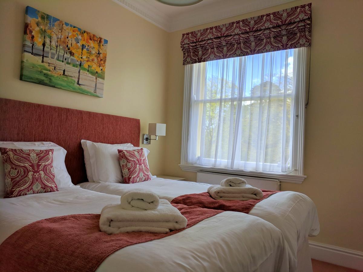 The Osborne Apartments Torquay Bagian luar foto